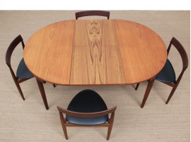 Mid-Century Modern scandinaviandiner set in teak by Hans Olsen