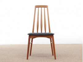 Mid-Century Modern Danish set of 6 chairs in teak model Eva by Niels Kofoed 