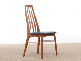 Mid-Century Modern Danish set of 6 chairs in teak model Eva by Niels Kofoed 