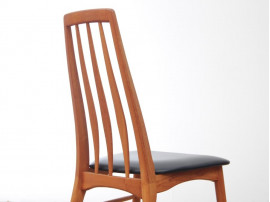 Suite de 6 chaises scandinaves en teck modèle Eva
