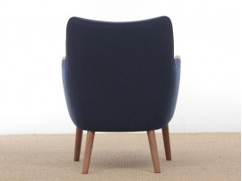 Fauteuil scandinave modèle CH 71. Edition neuve. 