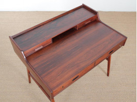 Mid-Century  modern scandinavian Rio rosewood desk by Arne Wahl Iversen