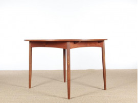 Mid-Century  modern scandinavian roudnd dining  in teak 4/8 seats by Elsteds Mobelfabrik