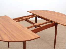 Mid-Century  modern scandinavian roudnd dining  in teak 4/8 seats by Elsteds Mobelfabrik