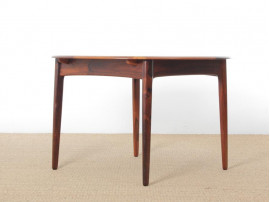 Mid-Century  modern scandinavian round dining table in Rio rosewood 4/8 seats