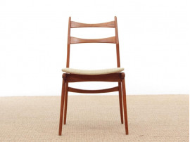 Mid-Century  modern  set of 4 chairs in teak