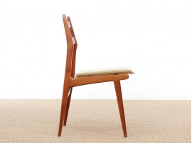 Mid-Century  modern  set of 4 chairs in teak