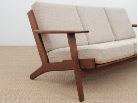 Mid-Century  modern scandinavian 3 seat sofa model GE 290 by Hans Wegner