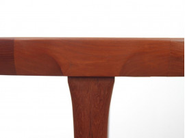 Circle dining table in rosewood, 4/10 seats