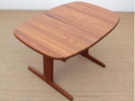 Mid-Century  modern scandinavian dining table in teak 4/10 seats