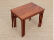 Ensemble de 3 tables gigognes scandinaves en teck. 