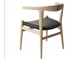 Chaise scandinave modèle Bull ou PP518. Edition neuve