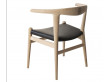 Chaise scandinave modèle Bull ou PP518. Edition neuve