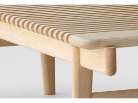 Banc scandinave modèle Bar ou PP589. Edition neuve