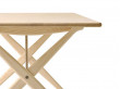 Table de repas scandinave modèle Cross legged  ou PP85/160. Edition neuve
