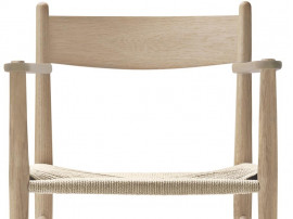 Mid-Century  modern scandinavian chair model CH 37 by Hans Wegner