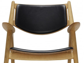 Mid-Century  modern scandinavian armchair model CH 28P by Hans Wegner