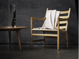 Mid-Century  modern scandinavian armchair model CH 44 by Hans Wegner