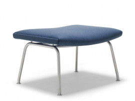 Mid-Century  modern scandinavian footstool model CH 446 by Hans Wegner