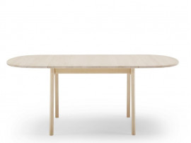 Table de repas scandinave modèle CH002. Edition neuve.