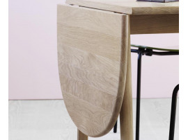 Mid-Century modern scandinavian dining table model CH002 by Hans Wegner.