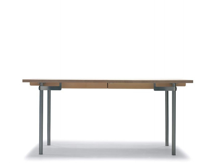 Mid-Century modern scandinavian dining table model CH322 by Hans Wegner.