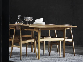 Mid-Century modern scandinavian dining table model CH327 by Hans Wegner.