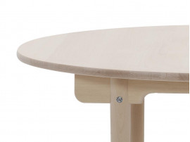 Table de repas scandinave modèle CH337. Edition neuve.