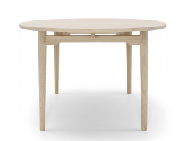 Mid-Century modern scandinavian dining table model CH338 by Hans Wegner.