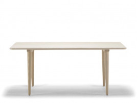 Mid-Century modern scandinavian coffee table model CH011 by Hans Wegner.