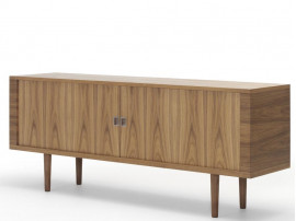 Mid-Century modern scandinavian credenza model CH825 by Hans Wegner.