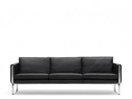 Mid-Century modern scandinavian sofa model CH103 by Hans Wegner.