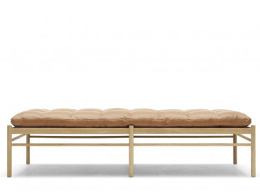 Mid-Century modern scandinavian daybed model OW150 by Ole Wanscher.