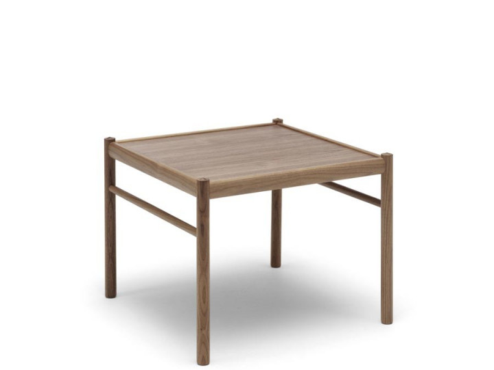 Mid-Century modern scandinavian coffee table model OW449 "Colonial table" by Ole Wanscher.