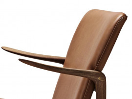 Chaise scandinave modèle OW124 "Beak Chair". Edition neuve.