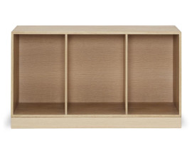 Mid-Century modern scandinavian bookcase model MK40880 by Mogens Koch. Depth 27,5 cm.
