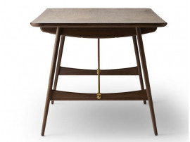 Table de repas scandinave modèle BM1160 "Hunting table". Edition neuve.