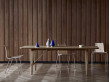 Table de repas scandinave modèle BM1160 "Hunting table". Edition neuve.