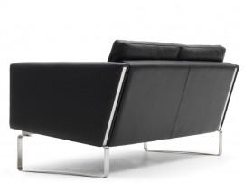 Mid-Century modern scandinavian sofa model CH102 by Hans Wegner.