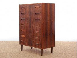 Mid-Century  modern  Scandinavian chest of drawers in Rio rosewood. 7 drawers