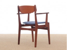 Mid-Century  modern scandinavian arm chair in teak 