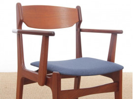 Mid-Century  modern scandinavian arm chair in teak 