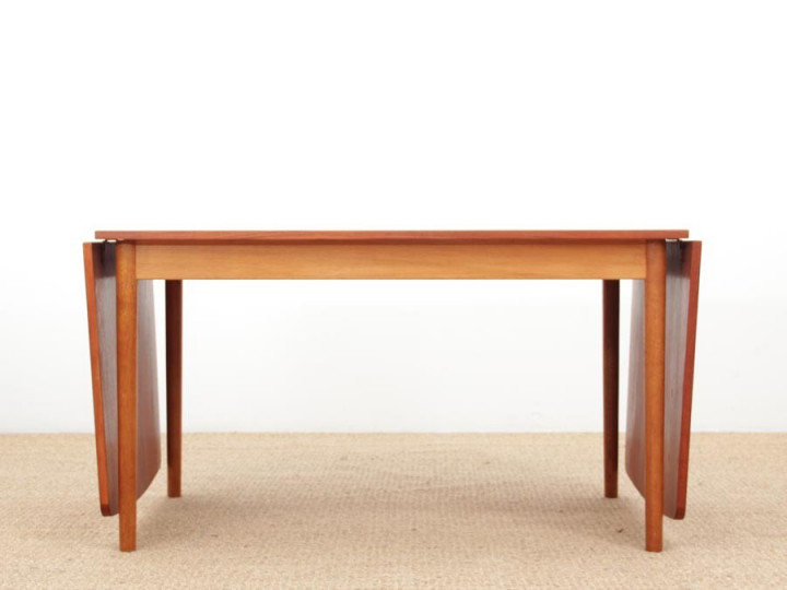 Mid-Century  modern  Scandinavian dining table with drop leaves