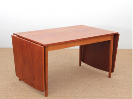 Mid-Century  modern  Scandinavian dining table with drop leaves