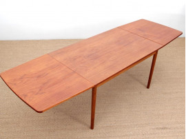 Mid-Century  modern  Scandinavian dining table with drop leaves