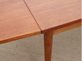 Mid-Century  modern  Scandinavian dining table with drop leaves