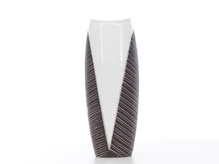 Vase scandinave en grès émaillé Vase scandinave en grès émaillé