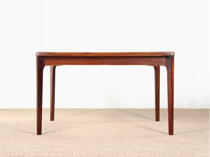 Table de repas scandinave en palissandre 4/8 pers.