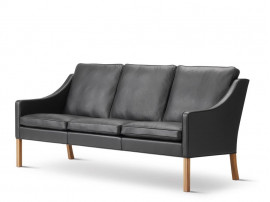 Canapé scandinave modèle 2209 Club Sofa 3pl. Edition neuve