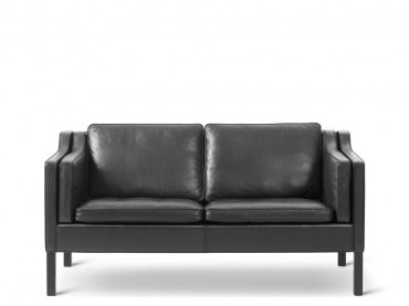 Sofa model 2212 by Borge Mogensen for Fredericia. New edition.